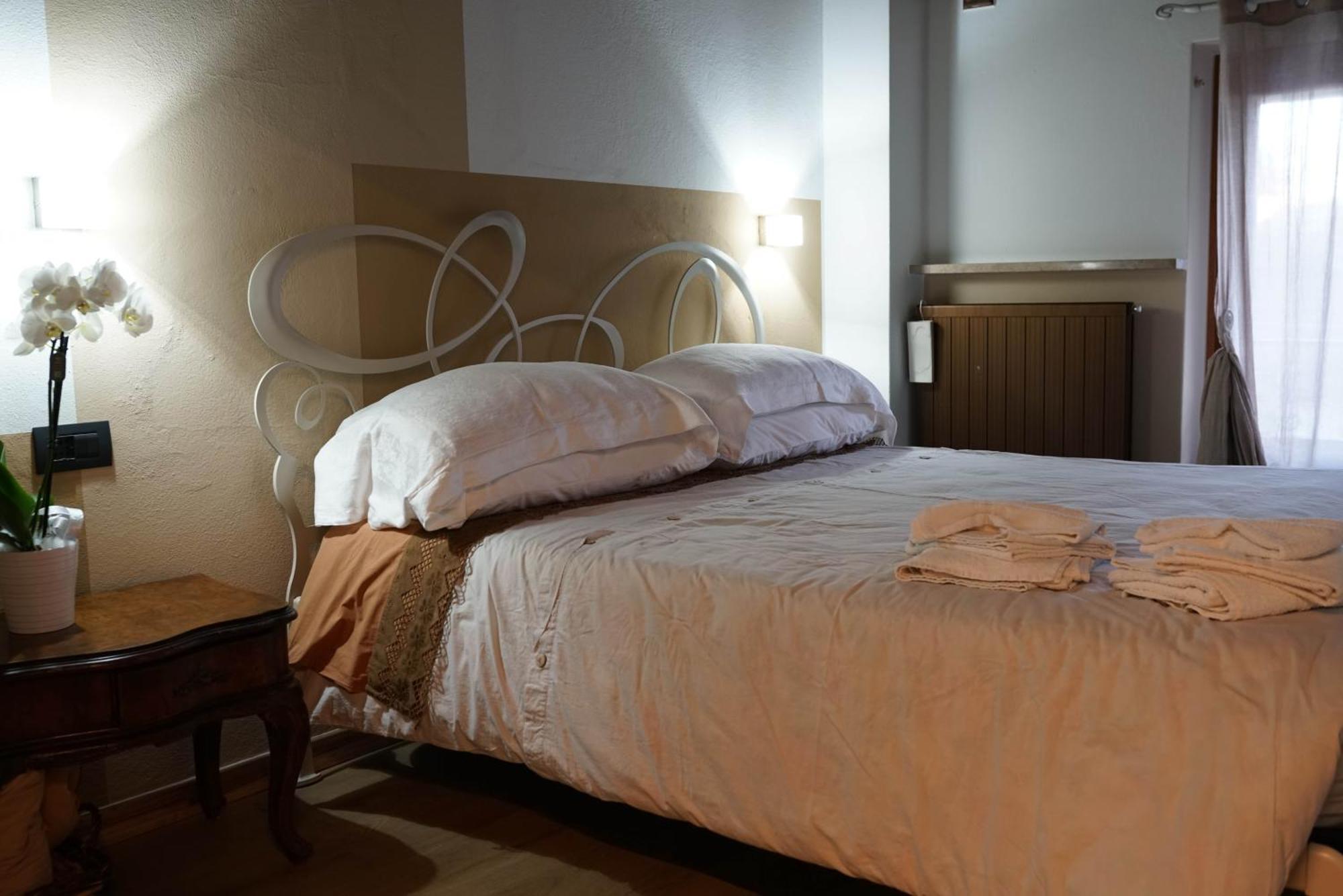 Vila Portola La Vecchia Dimora Roncola Exteriér fotografie