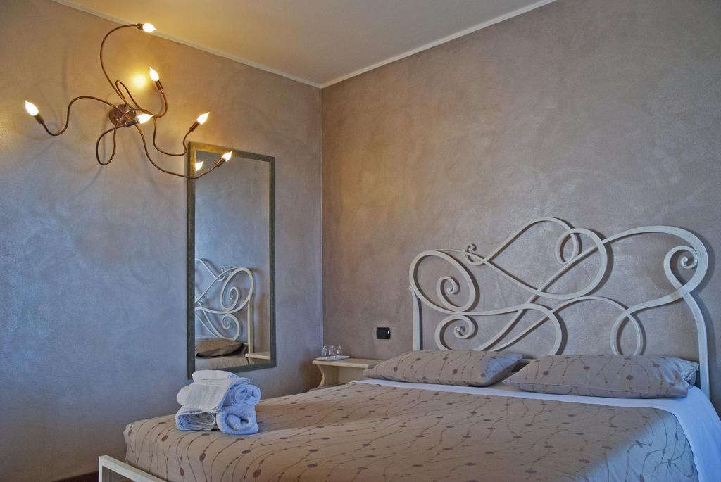 Vila Portola La Vecchia Dimora Roncola Pokoj fotografie