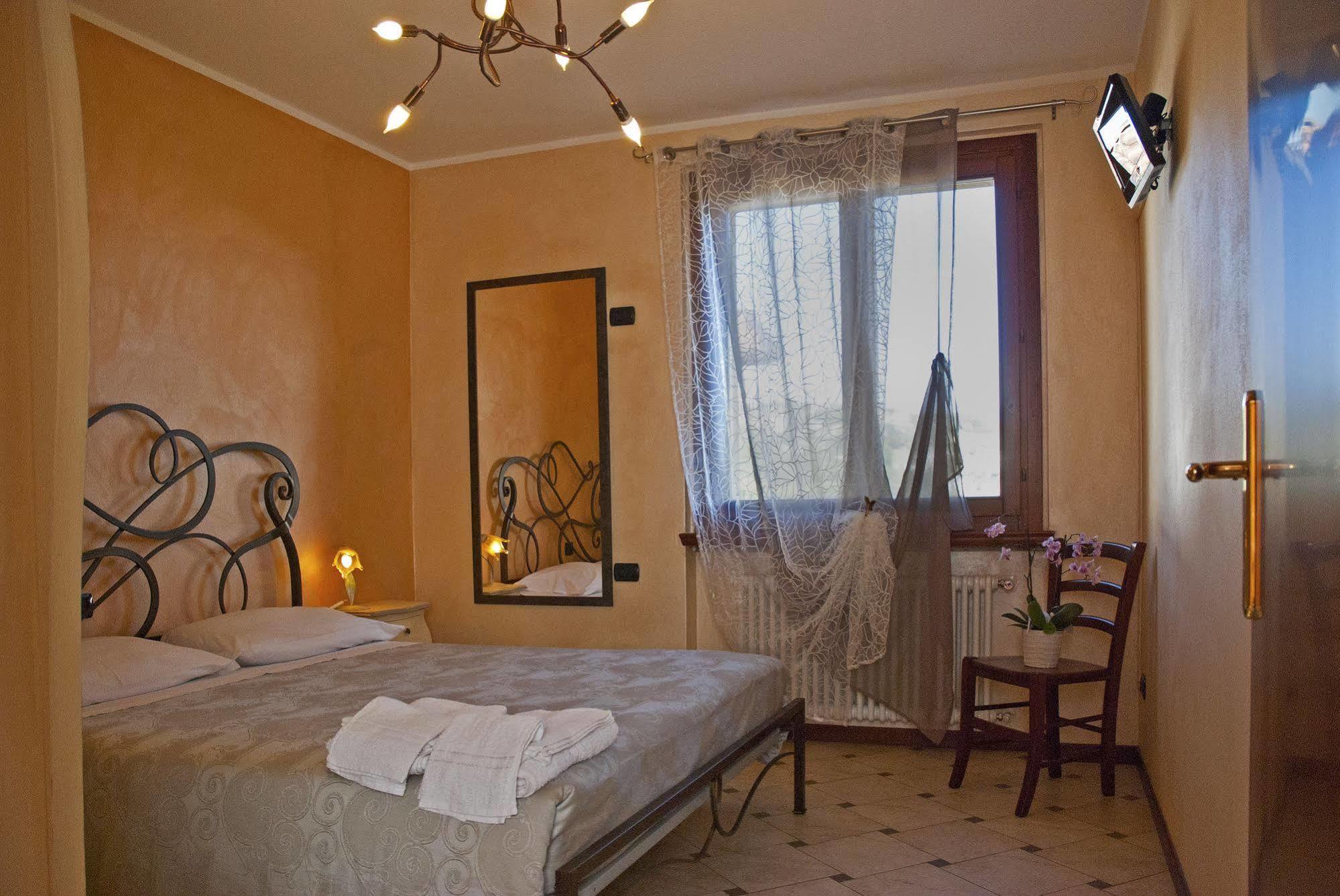 Vila Portola La Vecchia Dimora Roncola Exteriér fotografie